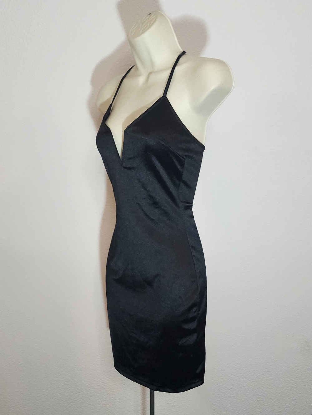 Dress Bodycon Satin Plunge Halter Mini Black Size S - Picture 3 of 11